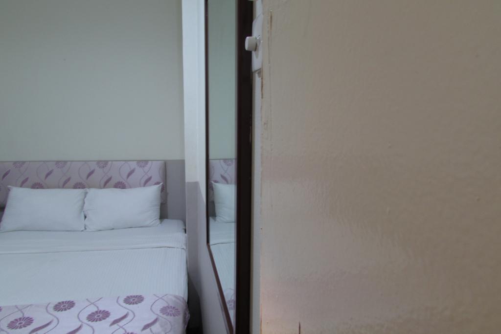 Meriton Hotel Singapore Værelse billede